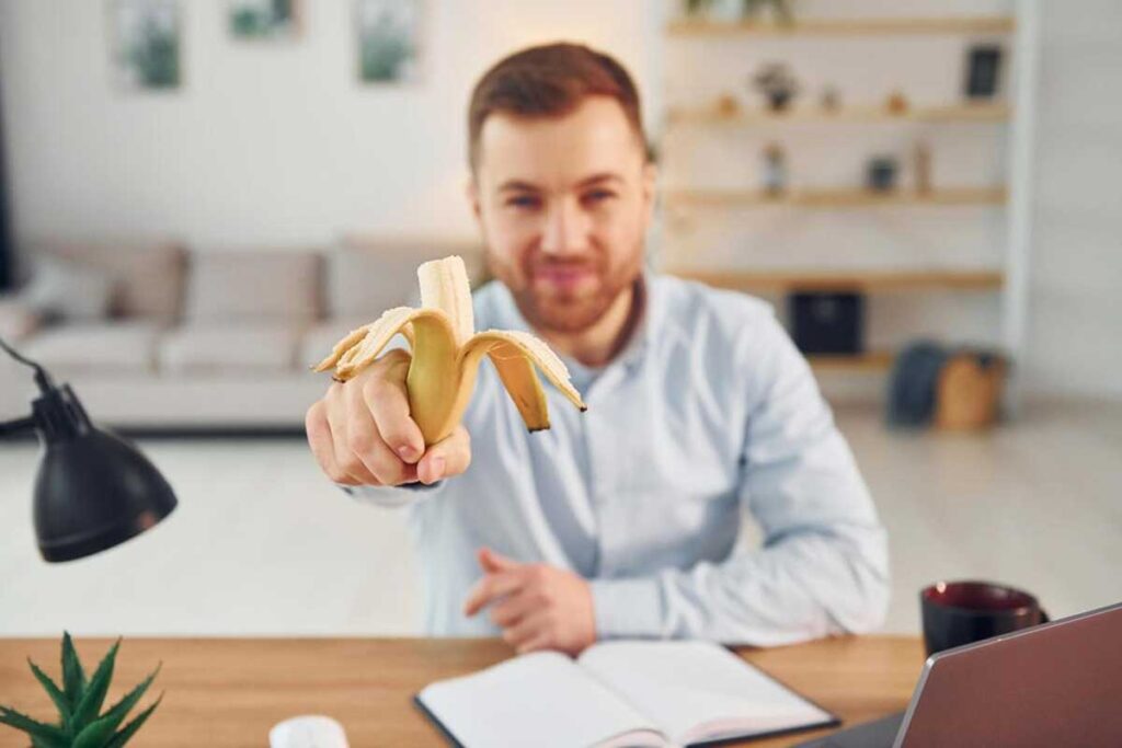 How Many Bananas Is It Safe to Eat in a Day?