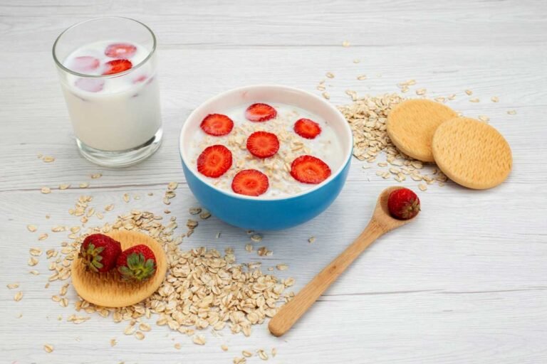 health benefits of oats with milk​