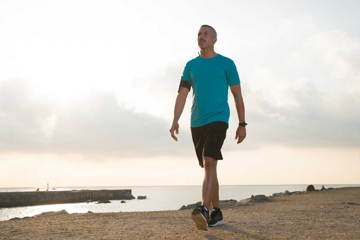 10 Benefits of Walking in the Morning
