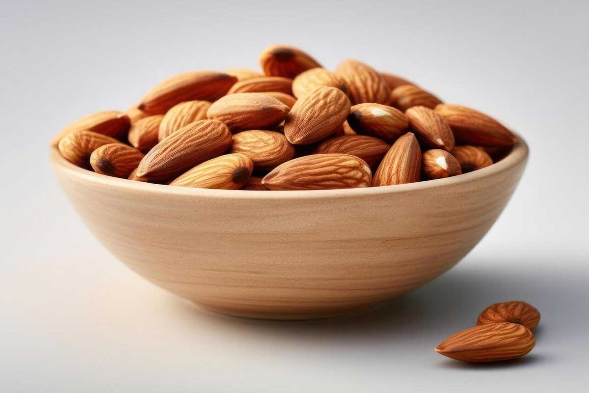 बादाम (Almonds)